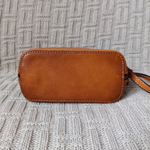 SOLD - Pratesi Firenze Crossbody Bag - EUC - Picture 9 of 16